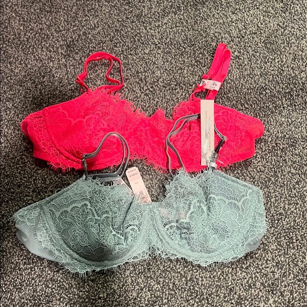 Victoria's Secret Lace Underwire Bras Bundle (36B) FINAL SALE